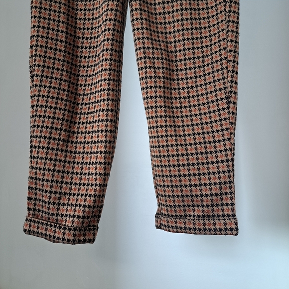Ardene | Brown houndstooth stretchy pant - Picture 3 of 10